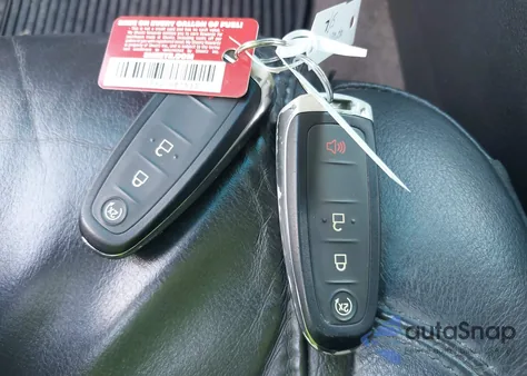 2014 Ford Explorer Limited z USA, uszkodzony, nr VIN 1FM5K8F81EGC37215